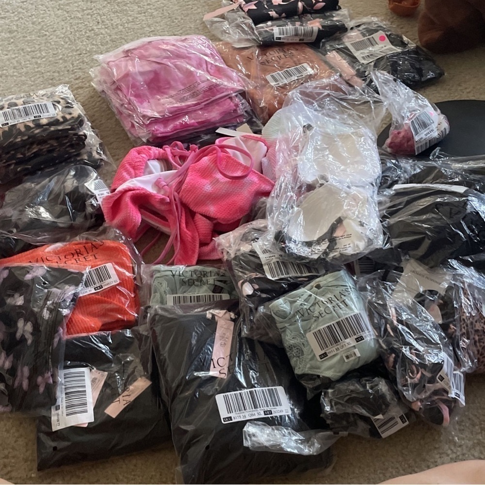 NWT VICTORIA SECRET MYSTERY BUNDLE​​​​​​​​
